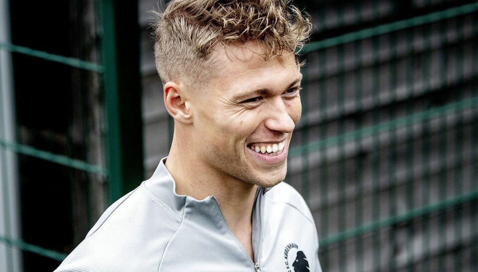 Viktor Fischer har tjent gode penge på salget af sin lejlighed i København. Viktor Fischer har tjent gode penge på salget af sin lejlighed i København.