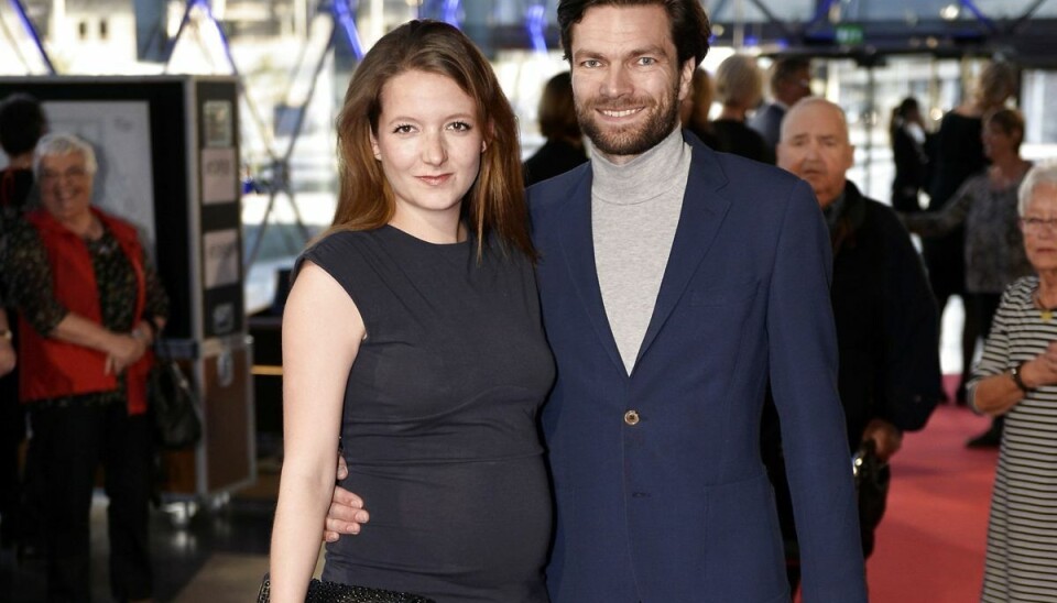 Thomas Skov Gaardsvig og Emilie Gaardsvig Bruhn har kendt hinanden i 13 år og mødtes, da de dengang arbejdede sammen på DR. I dag laver de fortsat projekter sammen og har lavet børnebogen 'Snip Snap Snork – Godnathistorier fra Sovgodtersgade”. (Arkivfoto). Thomas Skov Gaardsvig og Emilie Gaardsvig Bruhn har kendt hinanden i 13 år og mødtes, da de dengang arbejdede sammen på DR. I dag laver de fortsat projekter sammen og har lavet børnebogen 'Snip Snap Snork – Godnathistorier fra Sovgodtersgade”. (Arkivfoto).