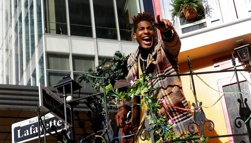 Blandt andet Jon Batiste, der er nomineret til ikke mindre end 11 Grammy-priser, kommer til at væbne sig med tålmodighed. Det store show er nemlig blevet udskudt på grund af corona-pandemien.