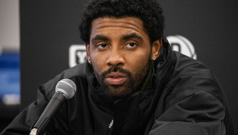 Kyrie Irving scorede 22 point i sejren over Indiana Pacers. Kyrie Irving scorede 22 point i sejren over Indiana Pacers.