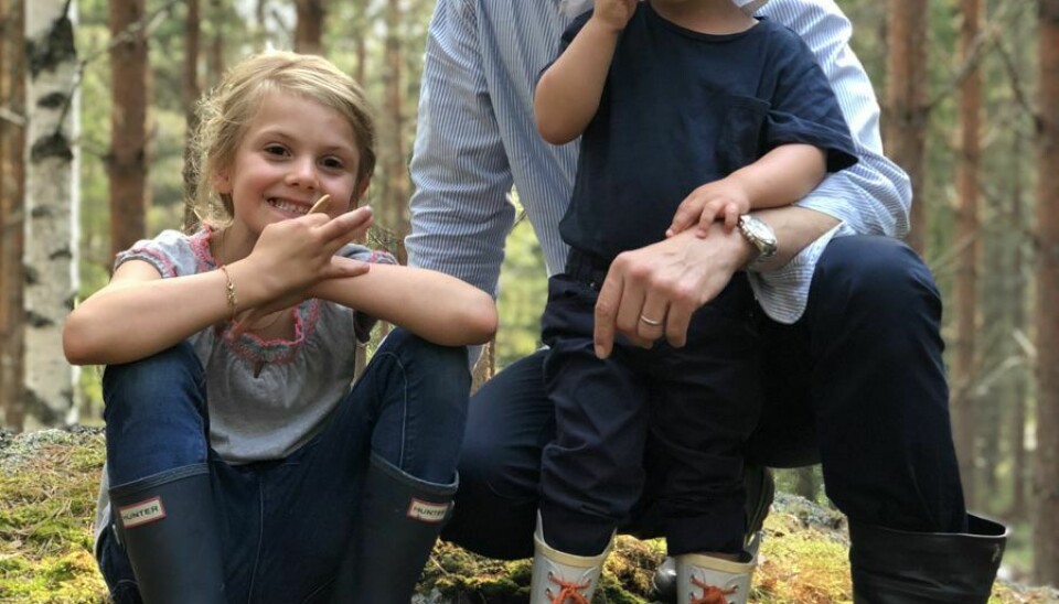 Prins Daniel med børnene prinsesse Estelle og prins Oscar