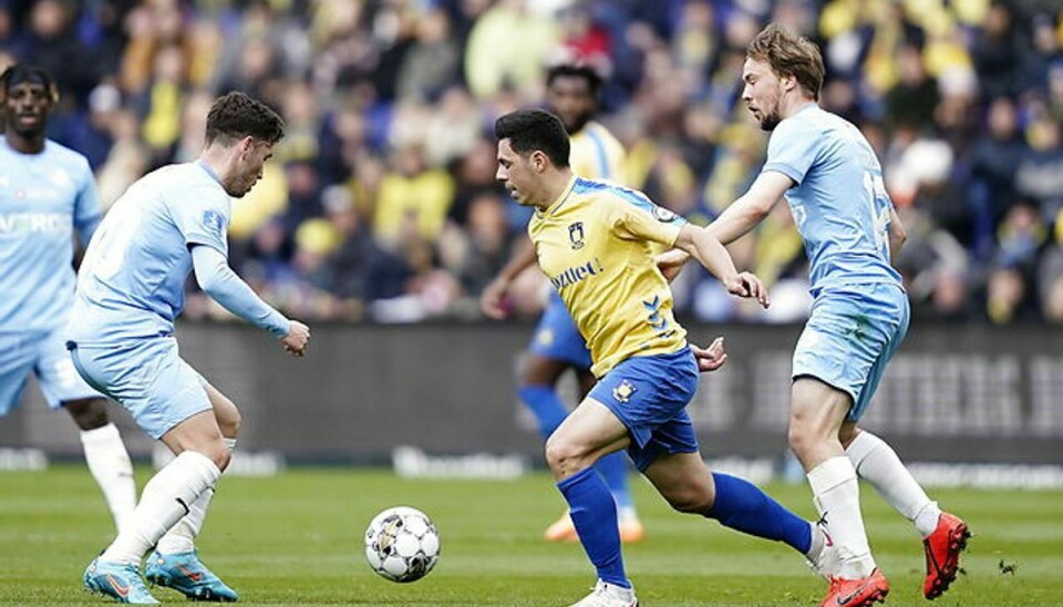 Brøndby forærede alle tre point til udeholdet Randers søndag eftermiddag.