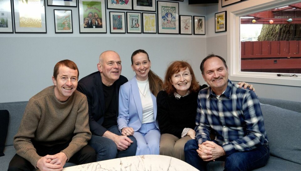 Mads Knarreborg, Niels Olsen, Merete Mærkedahl, Bodil Jørgensen og Niels Ellegaard udgør sammen holdet i Cirkusrevyen 2023. Selv om Merete Mærkedahl og Bodil Jørgensen var konkurrenter til Årets Dirch, er de gode venner, når de spiller sammen. (Arkivfoto). Mads Knarreborg, Niels Olsen, Merete Mærkedahl, Bodil Jørgensen og Niels Ellegaard udgør sammen holdet i Cirkusrevyen 2023. Selv om Merete Mærkedahl og Bodil Jørgensen var konkurrenter til Årets Dirch, er de gode venner, når de spiller sammen. (Arkivfoto).