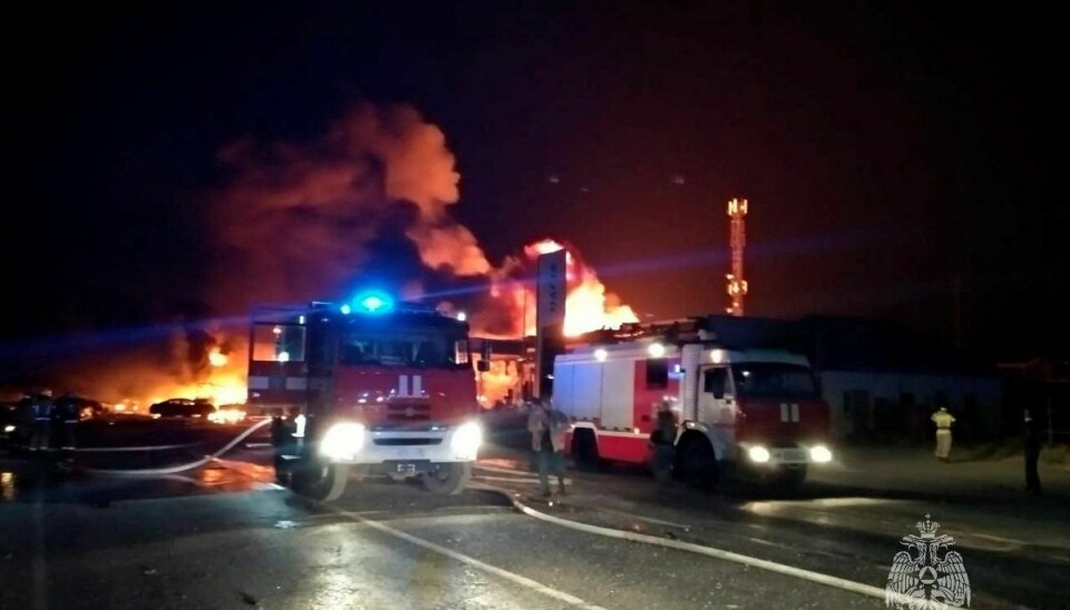 En brand på en tankstation i Dagestan blev udløst af en eksplosion på et autoværksted.