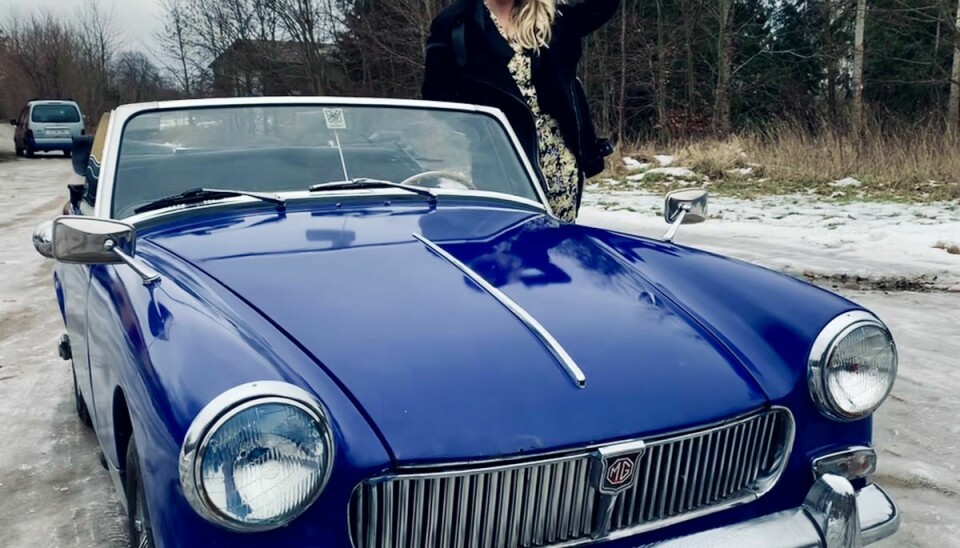 Sammen med sin mand, skuespilleren Simon Stenspil, ejer Anna Stokholm 19 veteranbiler.