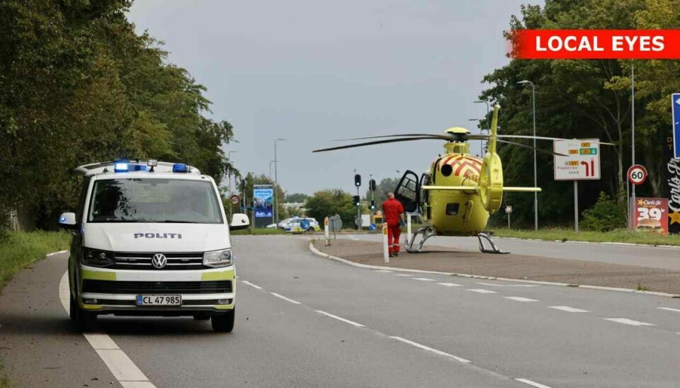 Det var her i krydset mellem Gl. Ringstedvej og Valdemar Sejrsvej i Holbæk den alvorlige ulykke skete lørdag eftermiddag.