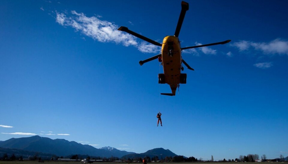 Adskillige helikoptere bidrog til arbejdet med at finde frem til flyet, der mistede kontakt med omverdenen sent fredag aften. (Arkivfoto).