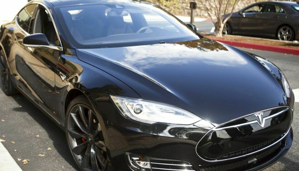 Det var en Tesla som denne – en model S – som politiet nu har beslaglagt. Arkivfoto: Scanpix.