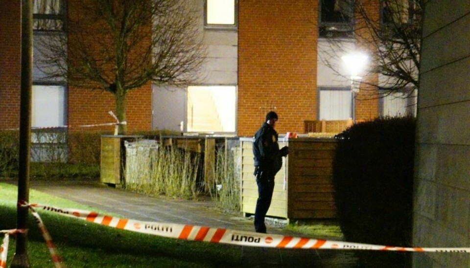 Politiet arbejder på gerningsstedet. Foto: Presse-fotos.dk.