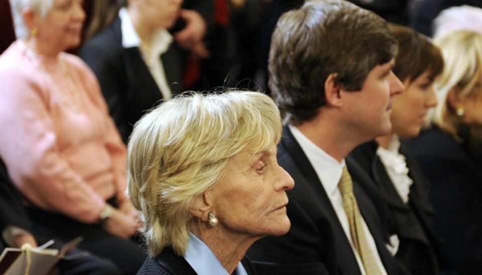 Kennedys søster død Jean Kennedy Smith (nederst i midten) ved en mindehøjtidelighed for sin bror, præsident John F. Kennedy, i 2011. – Foto: Jonathan Ernst/Reuters.