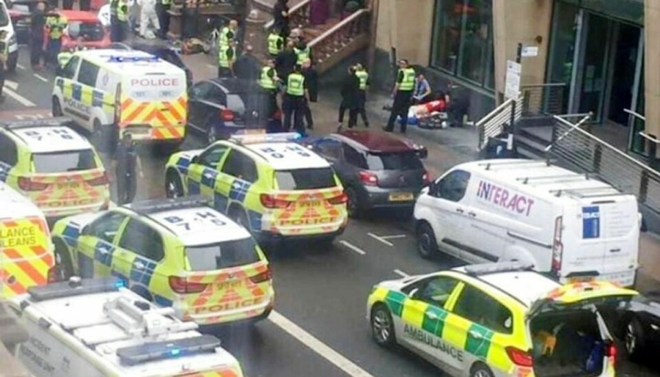En hændelse har udfoldet sig i Glasgow. Politiet er talstærkt til stede. Foto: Scanpix