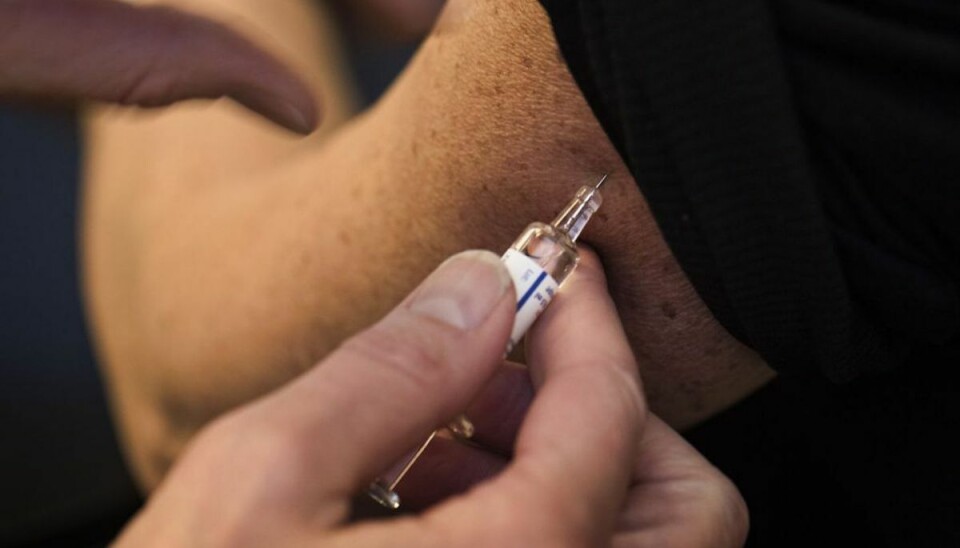 Influenza er faktisk en farlig sygdom, der hvert år koster mange danskere livet. Foto: Scanpix. KLIK VIDERE OG LÆS OM DE SYMPTOMER PÅ INFLUNEZA, DU SKAL HOLDE GODT ØJE MED! Influenza er faktisk en farlig sygdom, der hvert år koster mange danskere livet. Foto: Scanpix. KLIK VIDERE OG LÆS OM DE SYMPTOMER PÅ INFLUNEZA, DU SKAL HOLDE GODT ØJE MED!