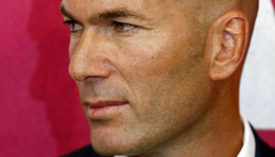 Zinedine Zidane bør ifølge Barcelona-legenden Rivaldo være Real MAdrids nye træner. Foto: Charles Platiau/Scanpix