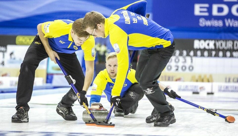 De svenske herrer har vundet EM i Curling, der bliver holdt i Esbjerg. Foto: Scanpix