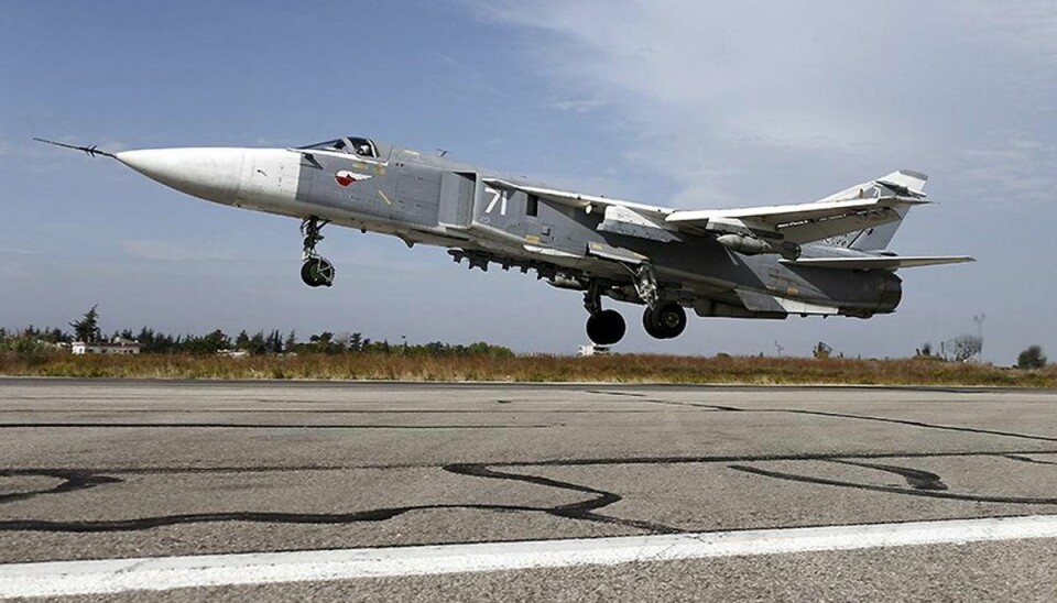 Nu bomber Putin igen i Syrien En russisk Sukhoi Su-24. Rusland står formodentlig bag et større luftangreb i Syrien. Foto: Scanpix