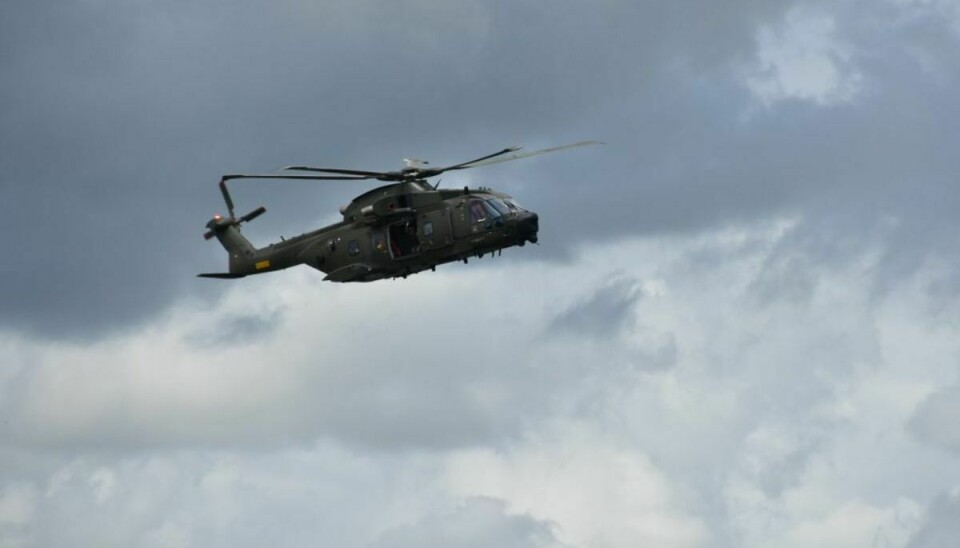 Forsvarets Helikopter blev kaldt til. Foto: Presse-fotos.dk