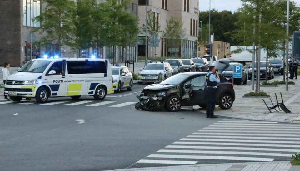 En 24-årig mand er varetægtsfængslet for at have ramt en 31-årig med en bil. To gange. Foto: Øxenholt Foto.