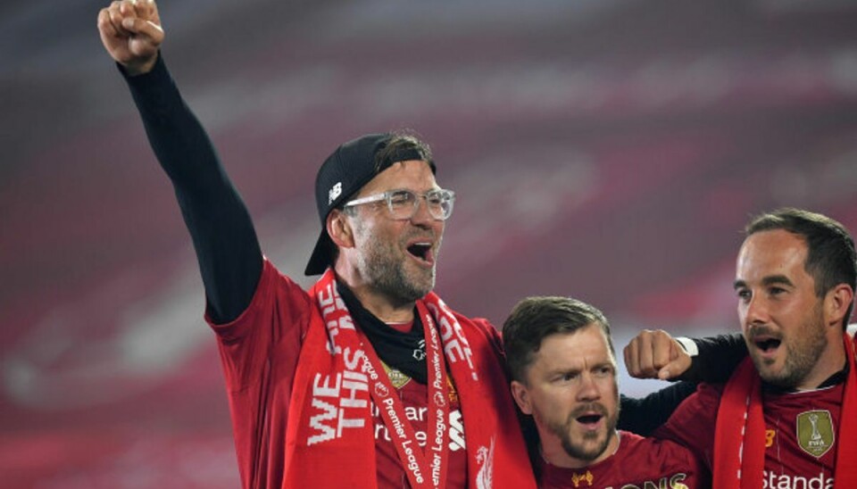 De kårer Klopp som sæsonens manager Jürgen Klopp førte Liverpool til det første mesterskab i 30 år. Foto: Xxstringerxx Xxxxx/Reuters
