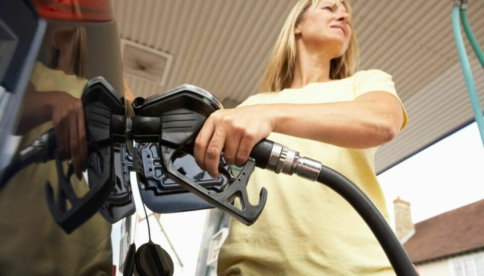 En tankstation har ved en fejl fået fyldt benzin i dieselstanderen. Har du haft problemer med din bil for nylig, er det måske svaret. KLIK og se hvilken tank. Foto: Colourbox.