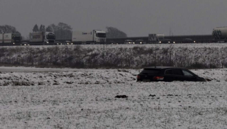 Bilen endte på marken Bilen endte på marken