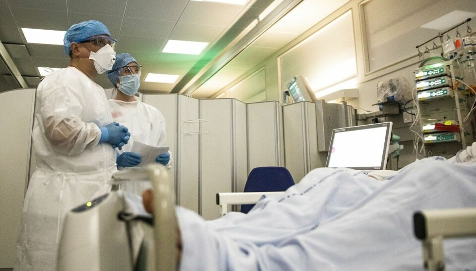 Igen over 20.000 smittede 665 er torsdag indlagt på danske hospitaler.