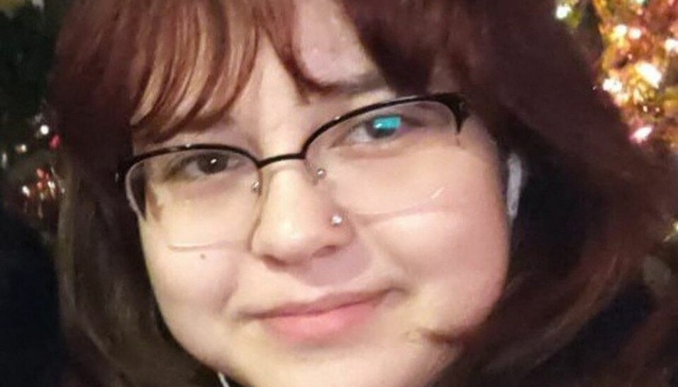 14-årige Valentina Orellana-Peralta blev ved en fejl skudt og dræbt i et prøverum i Los Angeles. 14-årige Valentina Orellana-Peralta blev ved en fejl skudt og dræbt i et prøverum i Los Angeles.