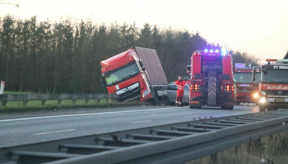 Der er mandag morgen sket en alvorlig ulykke på E45 nord for Aarhus