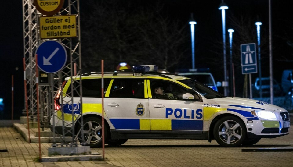 Svensk politi står for kontrollen.