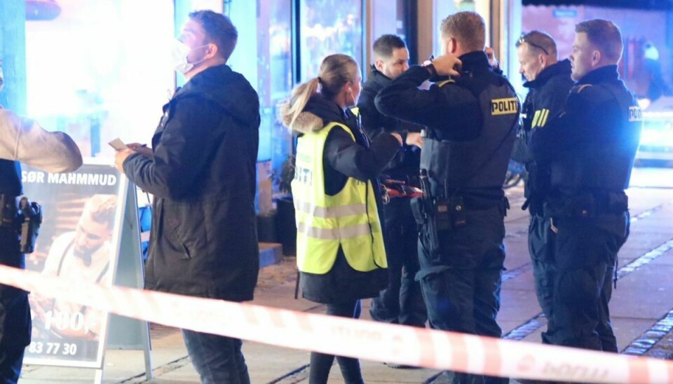 Politiet formoder, at den sårede faldt om på Nørrebrogade 63, men de har lokaliseret et andet muligt gerningssted.