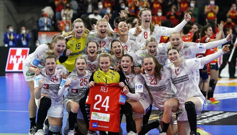 Danmark vandt 35-28 over Spaniens værter i bronzekampen ved VM.