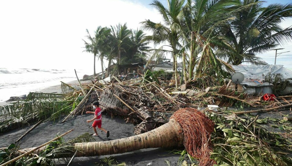 Årets kraftigste tyfon har ramt Filippinerne