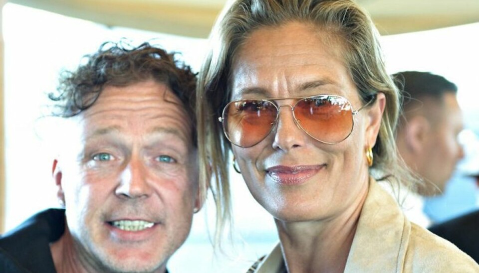 Renée jubler over skøn nyhed Renée Toft Simonsen sammen med ægtefællen Thomas Helmig. .