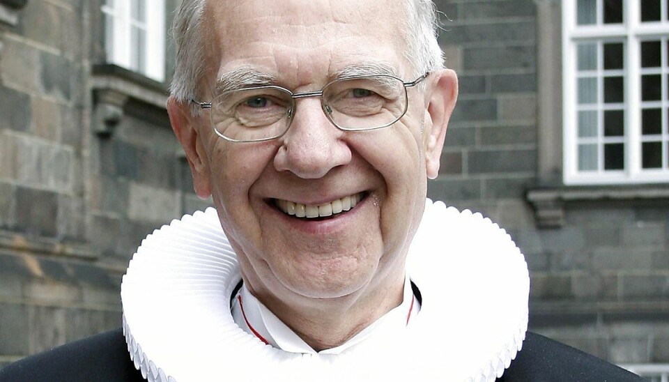 Hans Jacob Joensen er død, 83 år gammel. Hans Jacob Joensen er død, 83 år gammel.