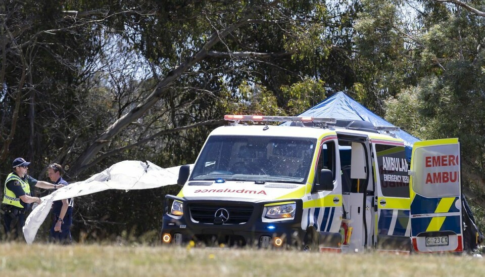 Stærk vind tager hoppeborg og dræber to børn i byen Devonport på Tasmanien.