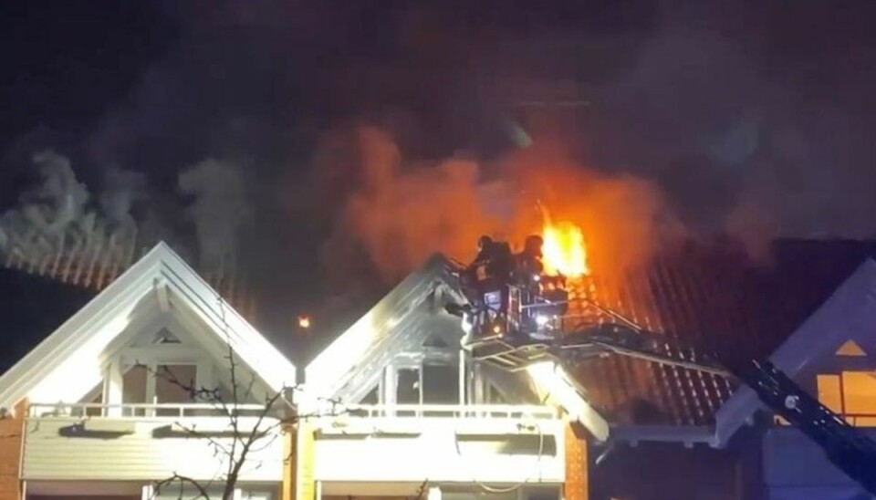 En heftig brand brød ud i en lejlighed i Tårnby. En heftig brand brød ud i en lejlighed i Tårnby.