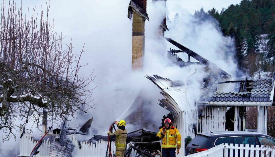 En familiefar er blevet sigtet for drab og brandstiftelse efter en altødelæggende brand i Norge.