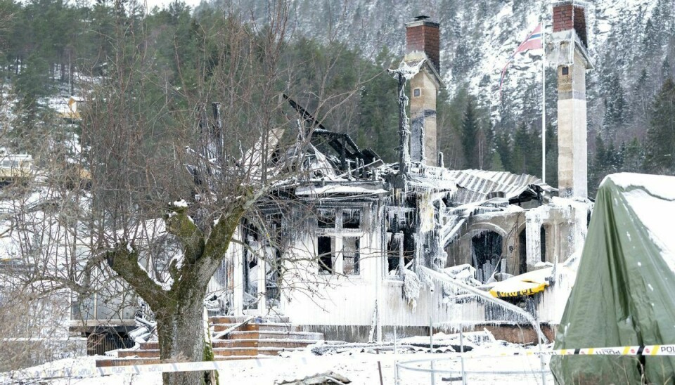 Huset i Svelvik i Drammen brændte ned.
