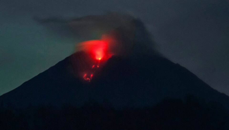 Vulkanen Semeru gik lørdag i udbrud på øen Java i Indonesien, gik lørdag i udbrud. Vulkanen Semeru gik lørdag i udbrud på øen Java i Indonesien, gik lørdag i udbrud.