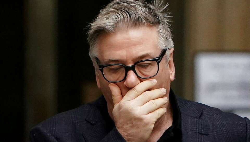 Alec Baldwin opfordrer nu til mere sikkerhed.