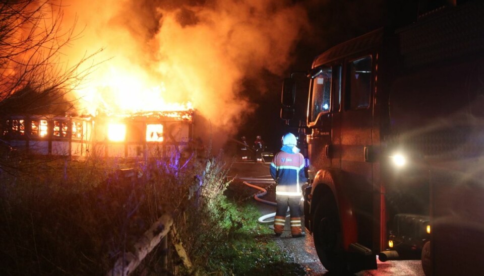 Flammerne var høje, da Beredskab Fyn ankom til branden Flammerne var høje, da Beredskab Fyn ankom til branden