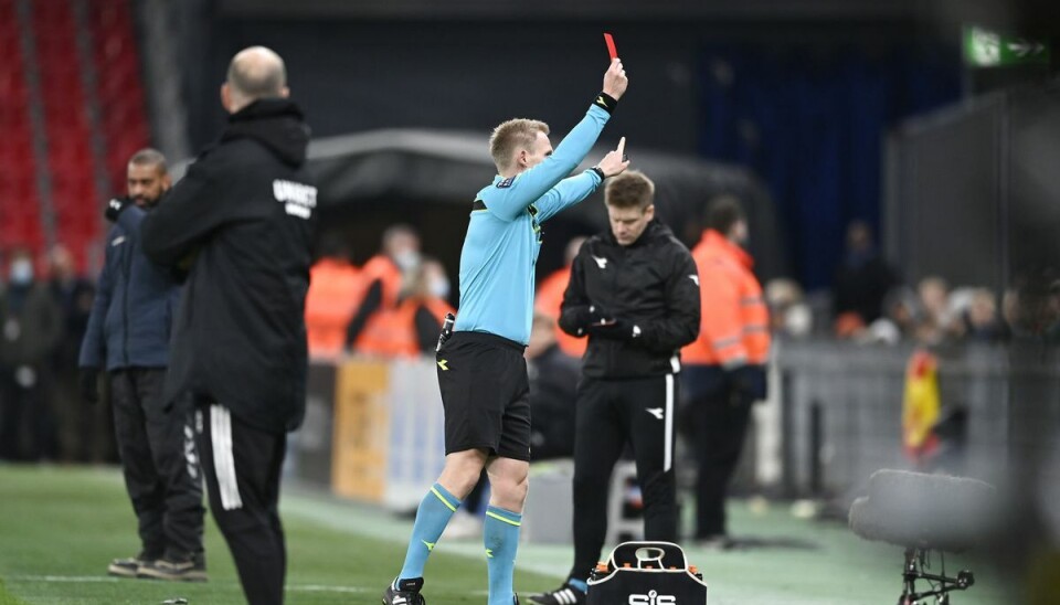 Følelserne var uden på tøjet i kampen mellem AGF og FCK. Frustrationerne fortsatte efter kampen.