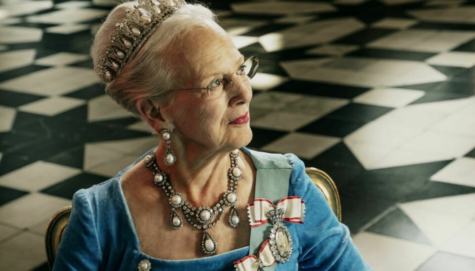 Det fantastiske jubilæums-portrætfoto af dronningen fra Kuppelsalen på Fredensborg Slot.