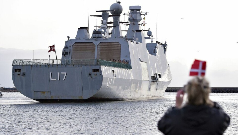 'Esbern Snare', her på et foto fra 2014 efter 15 måneders piratjagt og mission i Afrika. Dengang var den et støtteskib. Søndag drager fregatten afsted igen, nu som fregat. (Arkivfoto)