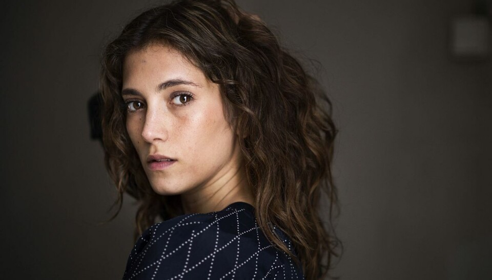 Skuespillerinden Sarah-Sofie Boussnina indtager næste år sit livs rolle som mor. Skuespillerinden Sarah-Sofie Boussnina indtager næste år sit livs rolle som mor.