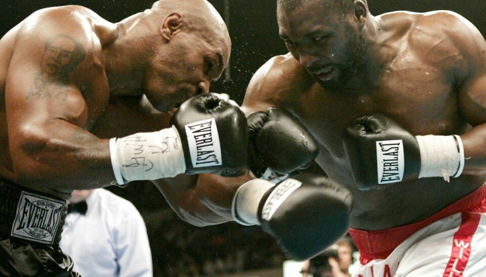 Mike Tyson, der her ses i kamp mod Danny Williams i Louisville 30. juli 2004 havde angiveligt en umættelig sex-appetit før sine kampe.