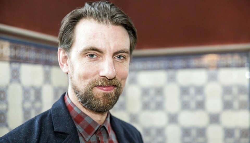 Skuespiller og kunstnerisk leder Mads Wille har spillet teater det meste af sit liv. De fleste kender ham bedst i rollen som grev Ditmar i TV 2's serie 'Badehotellet'. (Arkivfoto) Skuespiller og kunstnerisk leder Mads Wille har spillet teater det meste af sit liv. De fleste kender ham bedst i rollen som grev Ditmar i TV 2's serie 'Badehotellet'. (Arkivfoto)