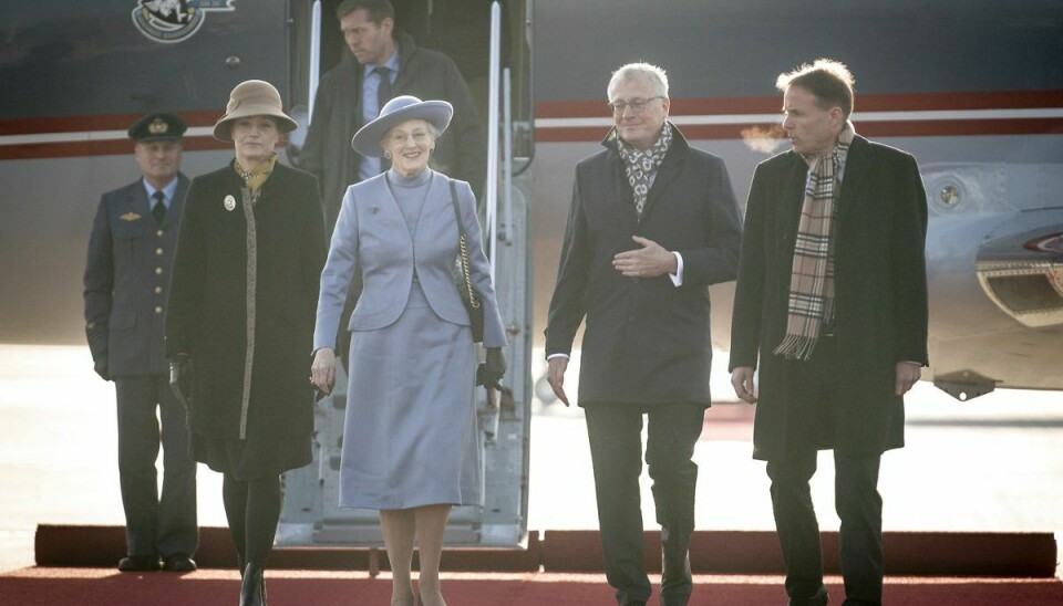 Dronning Margrethe ankommer til Berlins Lufthavn.