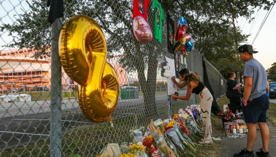 En koncert fredag aften ved en festival i Houston fik en dødelig udgang for otte personer. Ofrene var mellem 14 og 27 år.