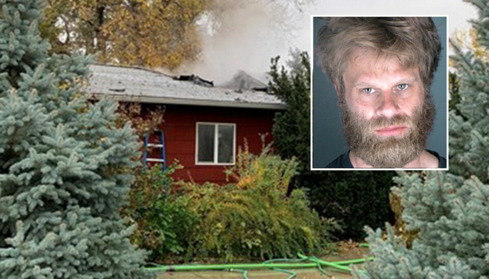 Da Jon Charles Streckenbach ville fjerne spindelvæv i sin mors hus, brugte han en bunsenbrænder. Men det skulle han aldrig have gjort.
