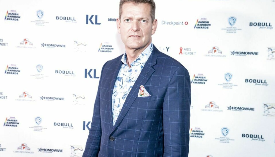 Direktør i Sundhedsstyrelsen Søren Brostrøm på den røde løber ved Danish Rainbow Awards i Cirkusbygningen i København tirsdag den 2. november.